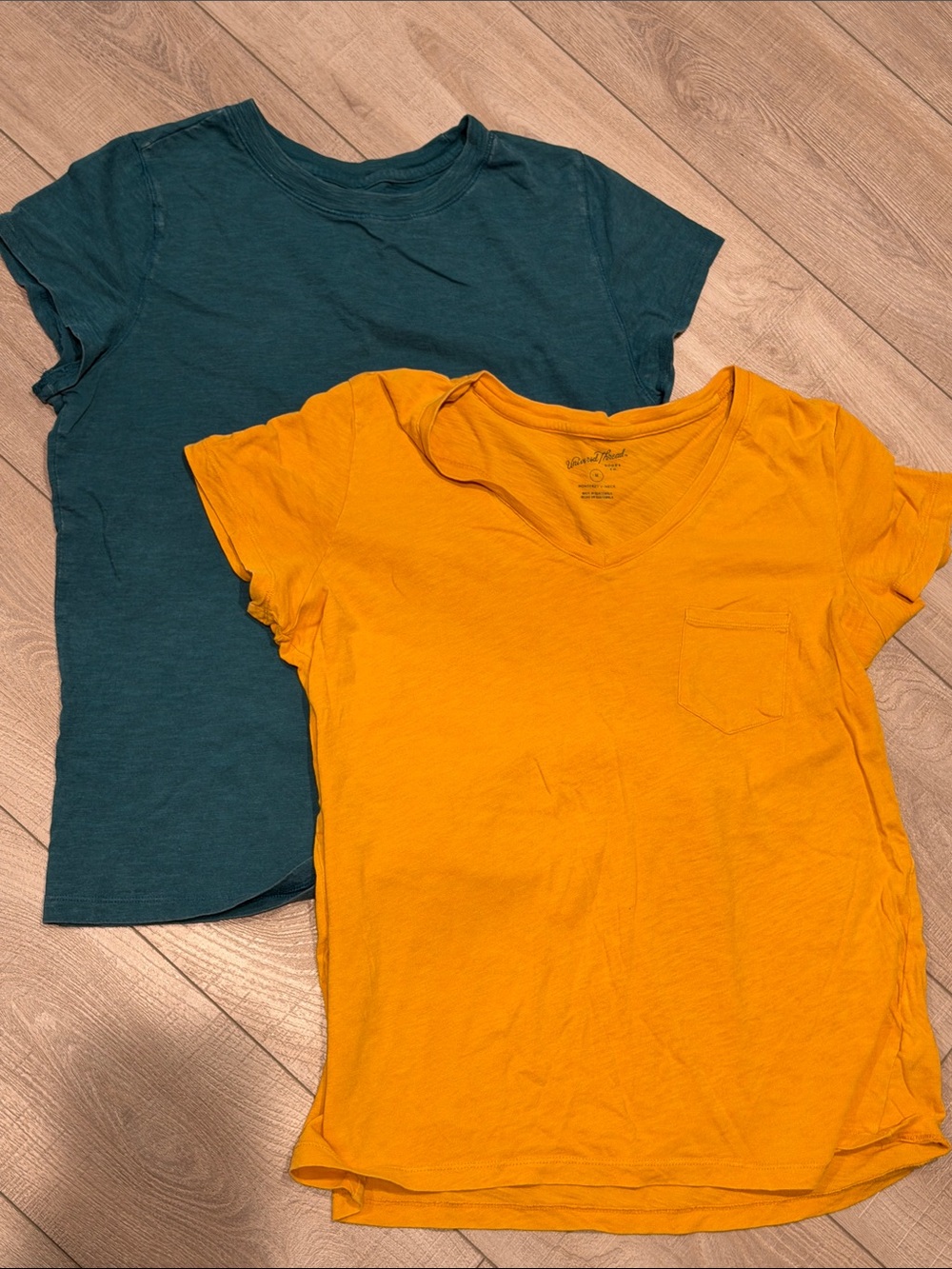 Universal Thread T Shirt Bundle- Teal and Mustard Yellow- Women M